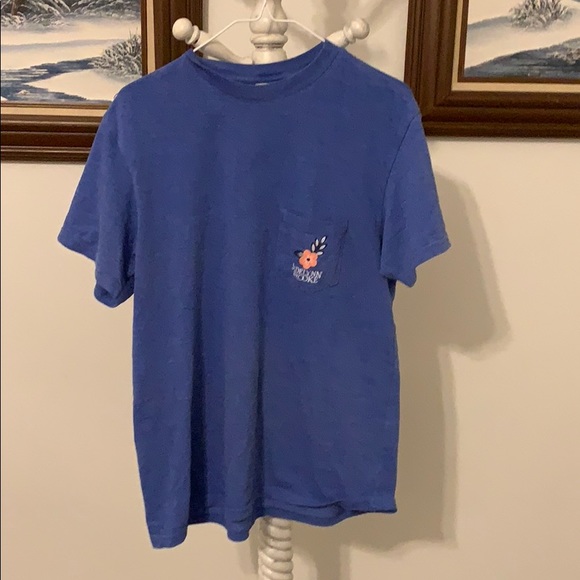 Cute top - Picture 2 of 5